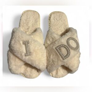 Fashion Nova Beige Slide Slippers with Textured Soles